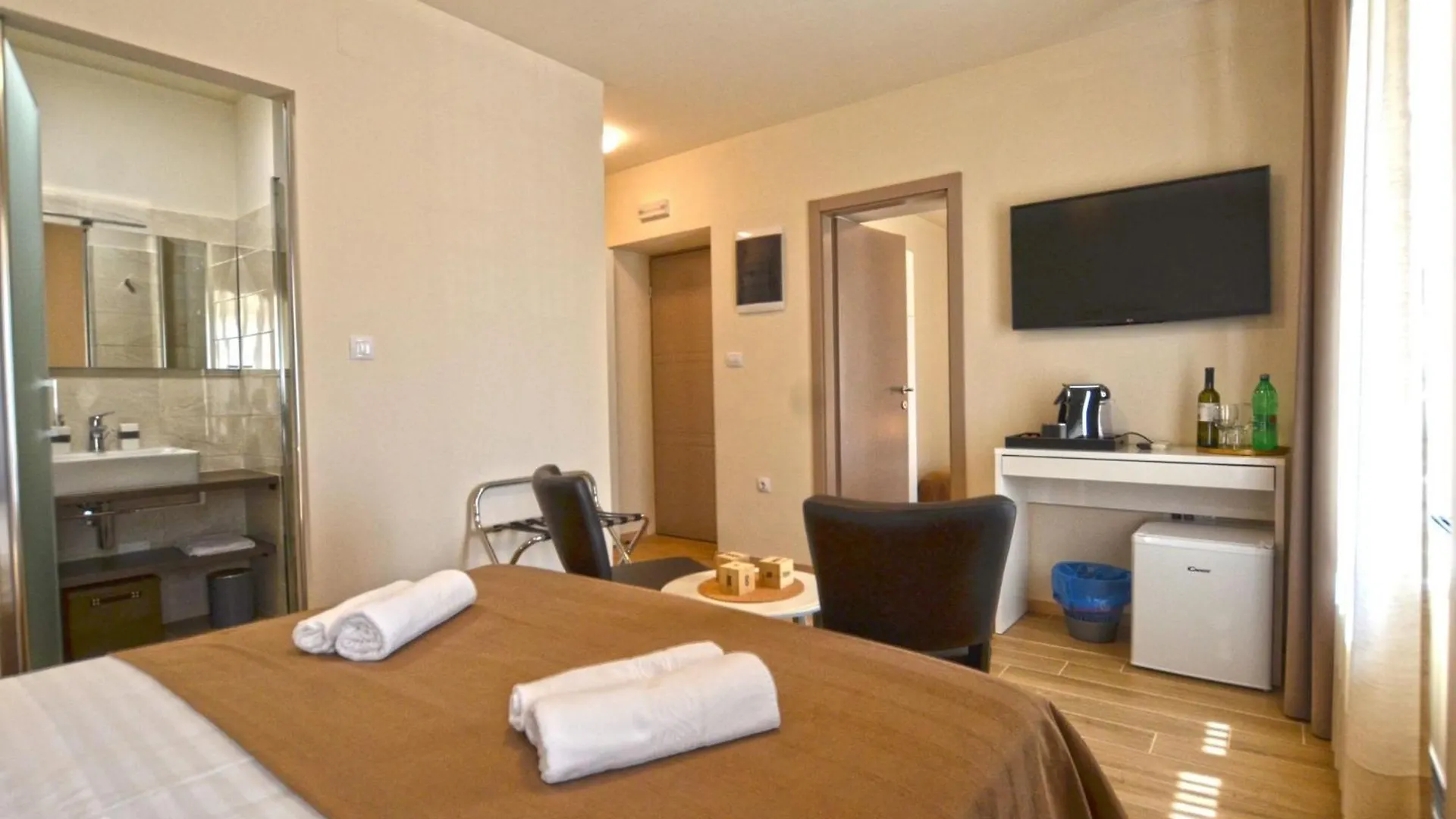 Tranquil Getaway With Shared Pool In Bale Hotell Kroatien